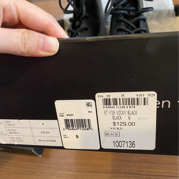 En thread boots - Picture 3 of 3